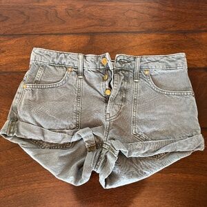 We The Free cropped, cuffed shorts in Olive